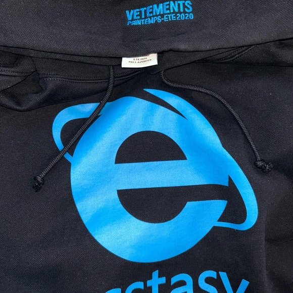 VETEMENTS BLK N BLUE ECSTASY HOODIE 2020 SPRING MEDIUM HOODIE - Picture 1 of 16